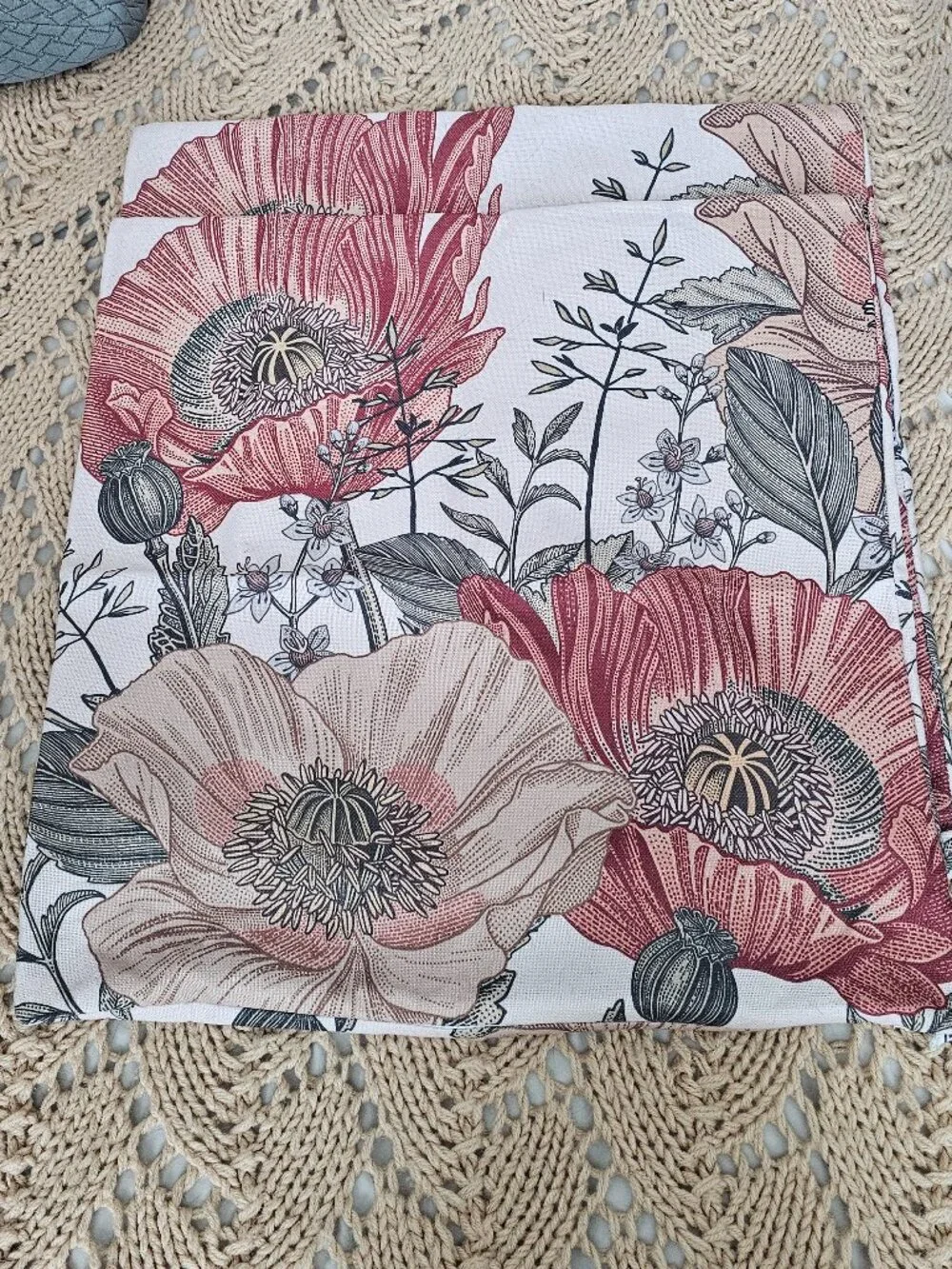 Pillow Covers & Peel & Stick wallpaper